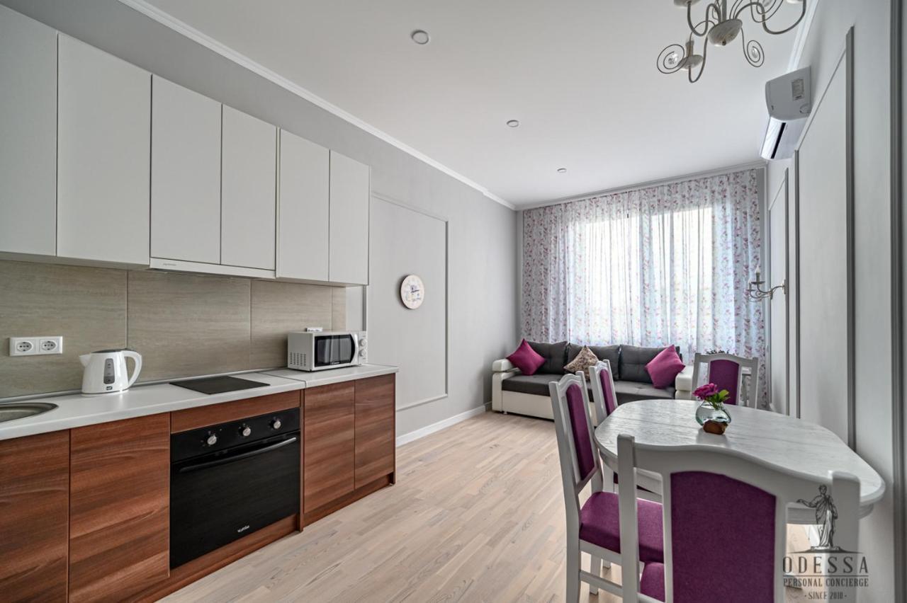 City Center New House Odessa Exterior foto